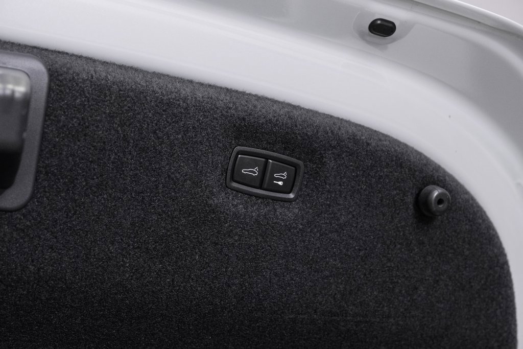 Used 2024 Audi e-tron GT Prestige image 53