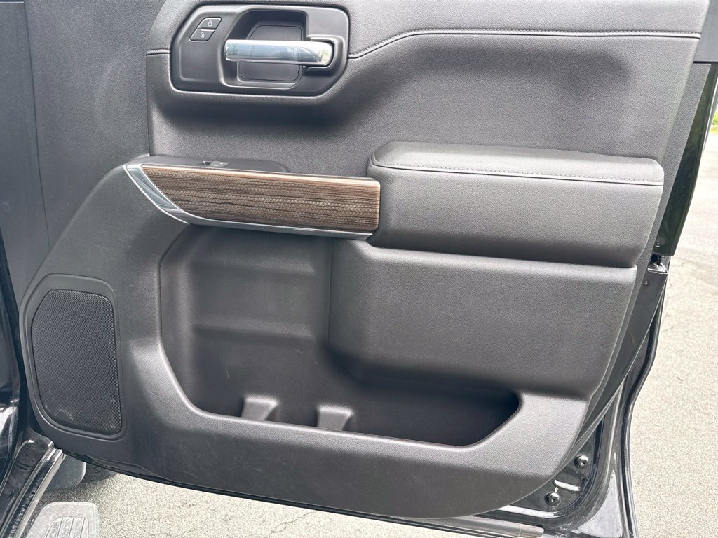 Used 2021 Chevrolet Silverado 1500 LT Trail Boss w/ Bed Protection Package AWD/4WD image 9