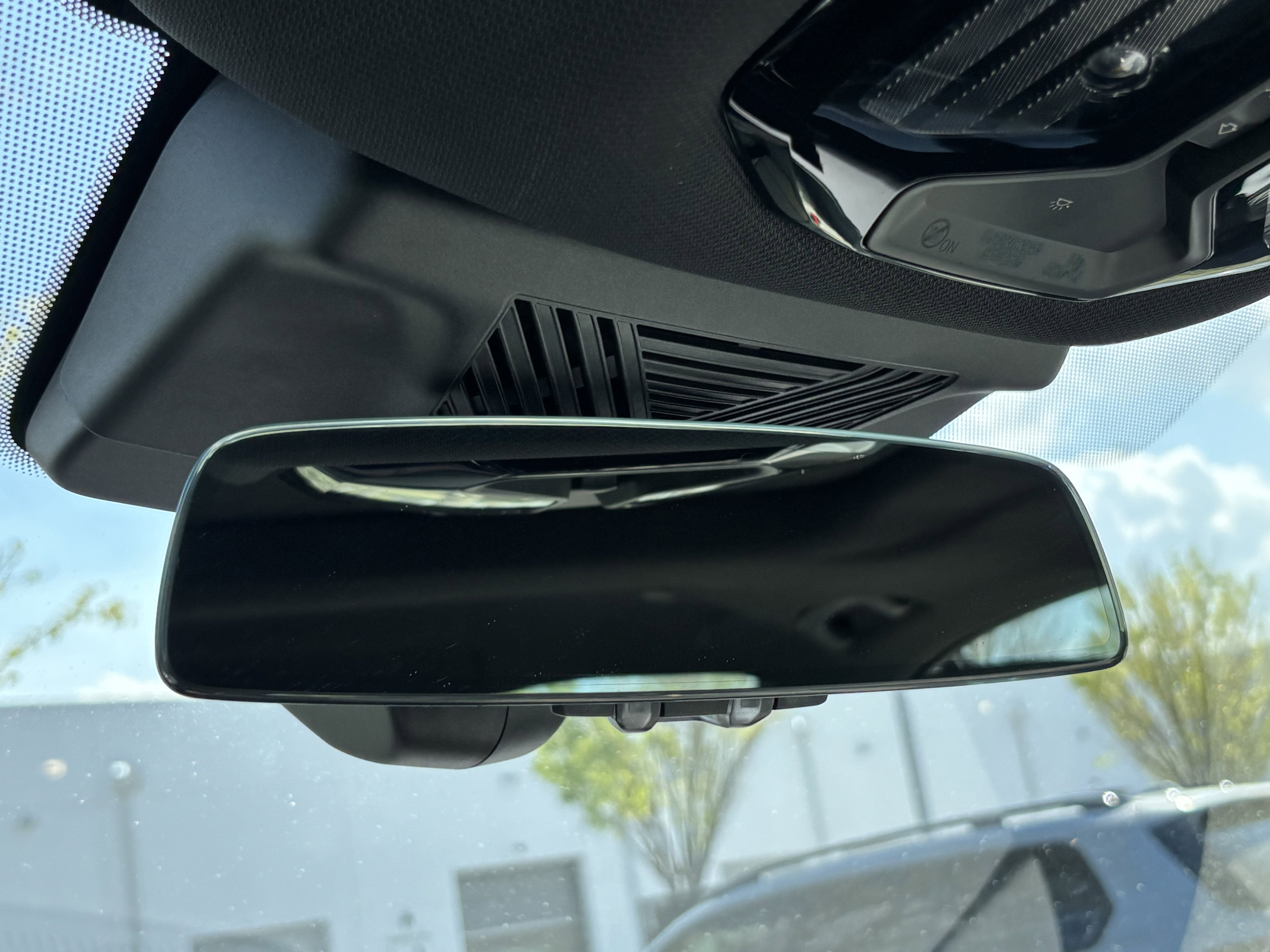 Certified 2026 BMW 530i image 25