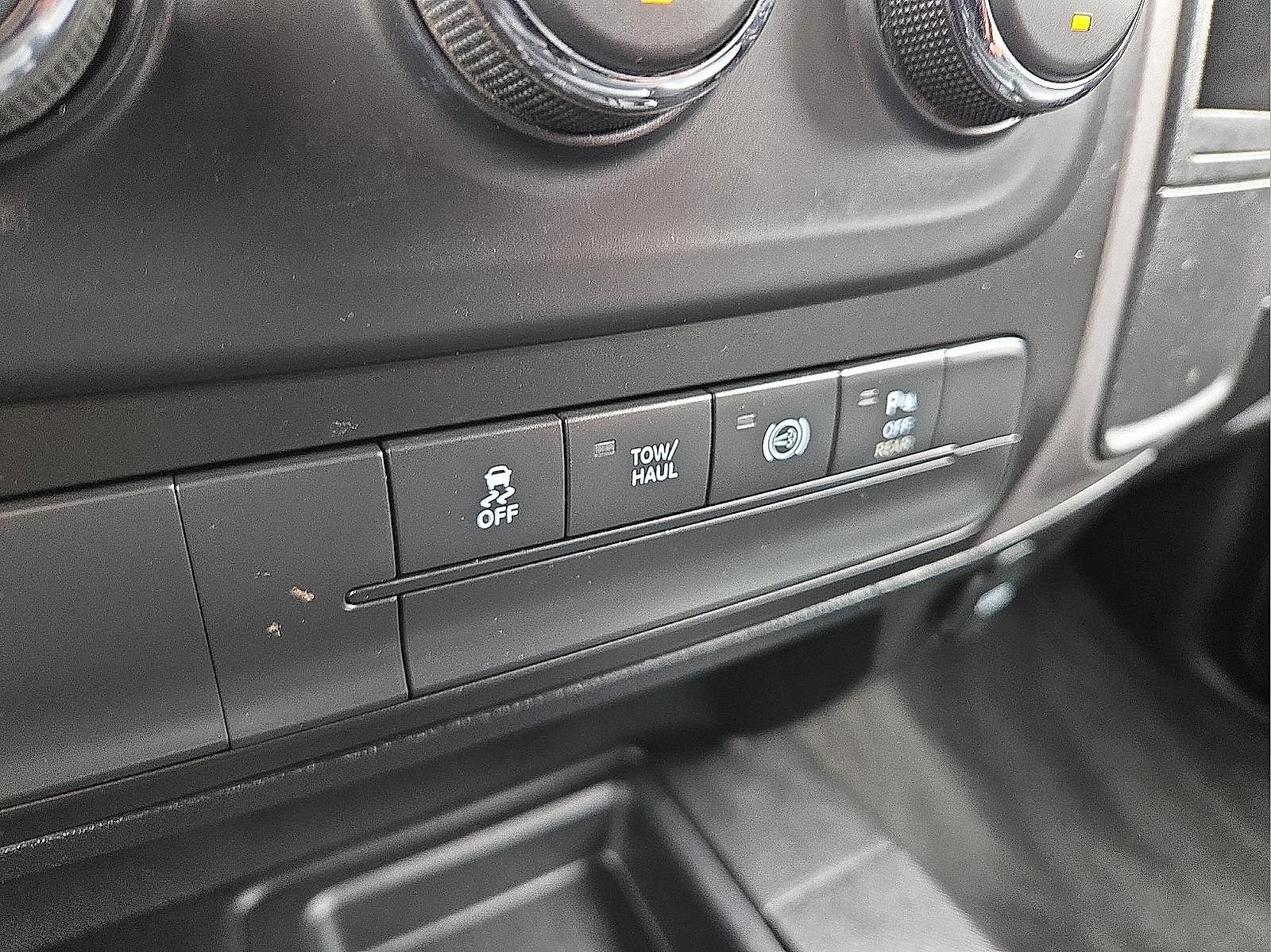 Used 2017 RAM 2500 Tradesman w/ Popular Equipment Group image 17