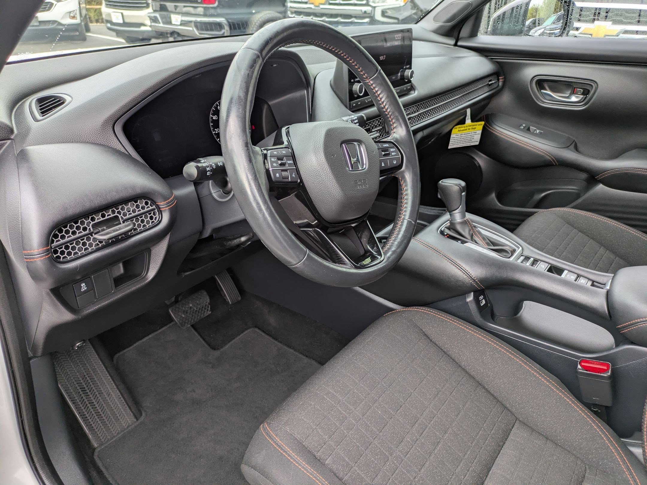 Used 2023 Honda HR-V Sport image 9