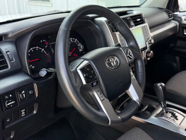 Used 2020 Toyota 4Runner SR5 image 6
