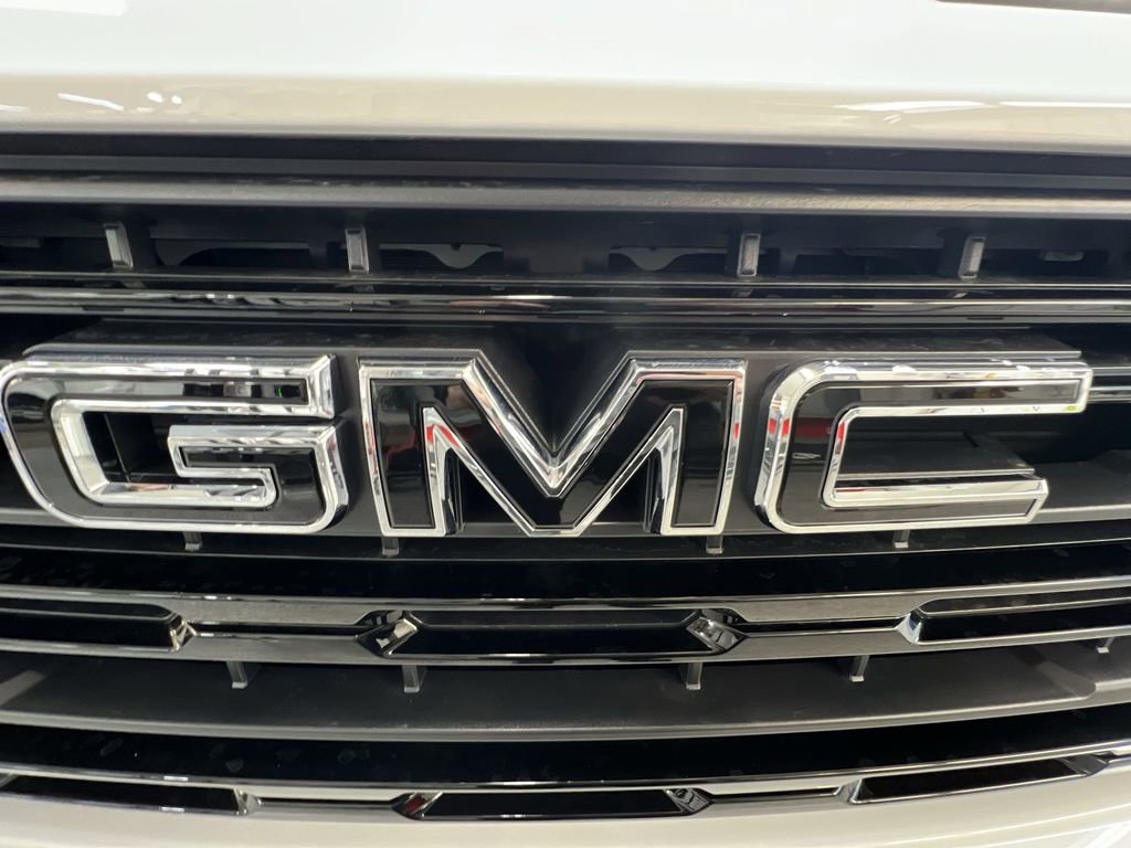 New 2024 GMC Sierra 1500 Elevation w/ LPO, Elevation Black Package image 30
