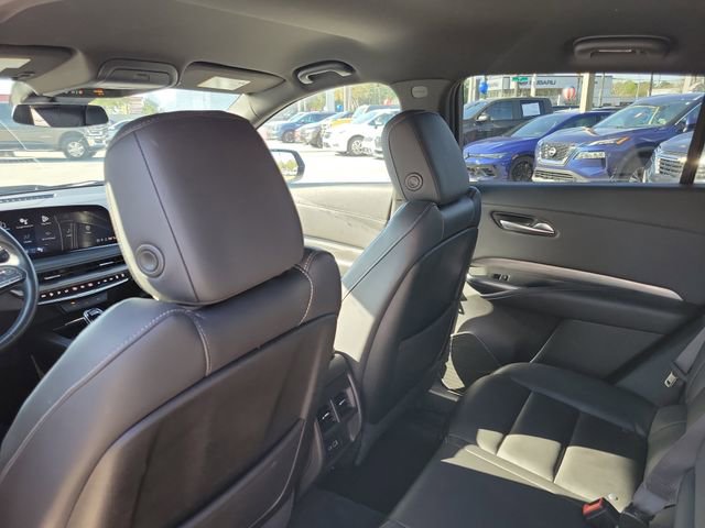 Used 2024 Cadillac XT4 Premium Luxury FWD image 29