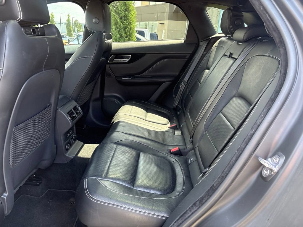 Used 2020 Jaguar F-PACE S AWD/4WD image 16