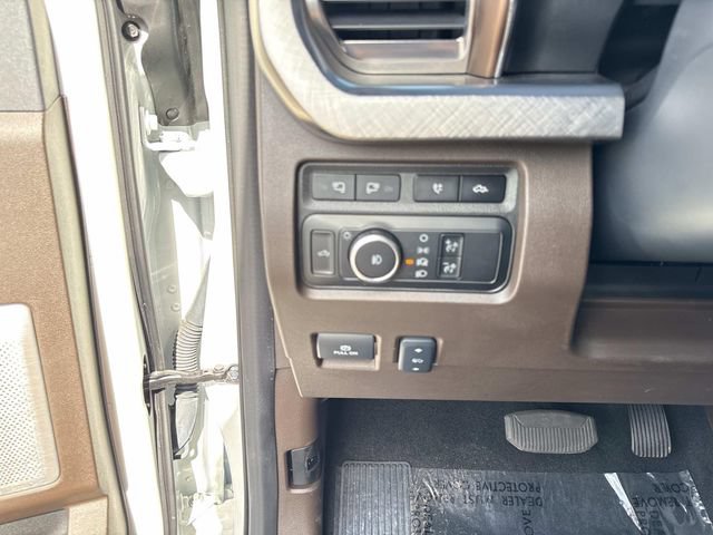 Used 2024 Ford F250 King Ranch w/ FX4 Off-Road Package AWD/4WD image 34