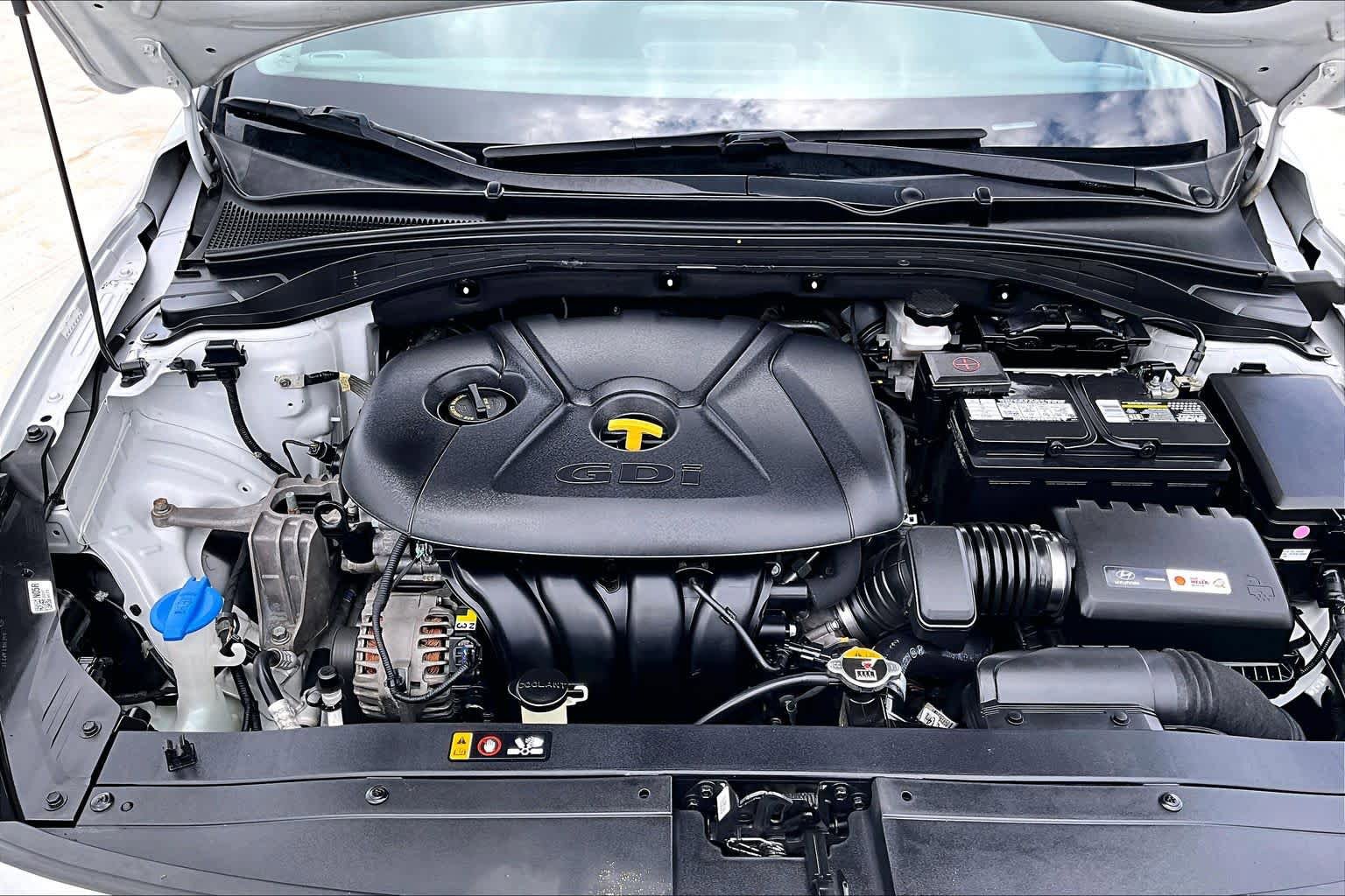 Used 2018 Hyundai Elantra GT w/ Style Package 02 FWD image 28