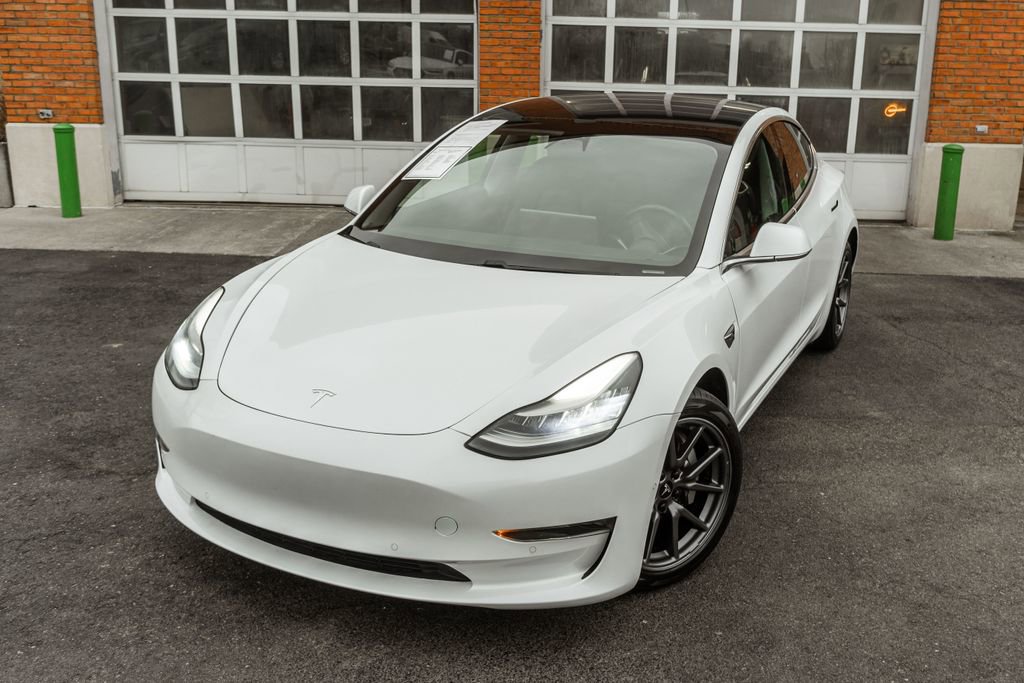 Used 2018 Tesla Model 3 Long Range image 2