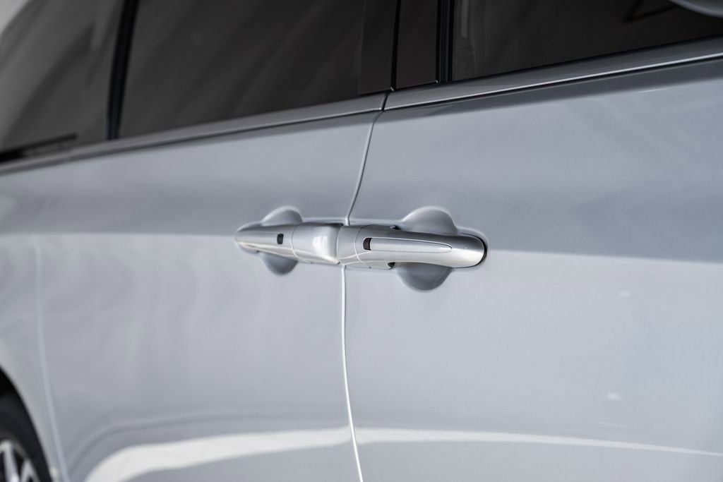 New 2026 Chrysler Pacifica Pinnacle image 14