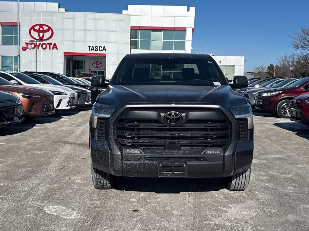 Used 2025 Toyota Tundra SR5 video 2