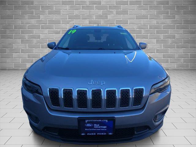 Used 2019 Jeep Cherokee Latitude Plus w/ Comfort/Convenience Group AWD/4WD image 7