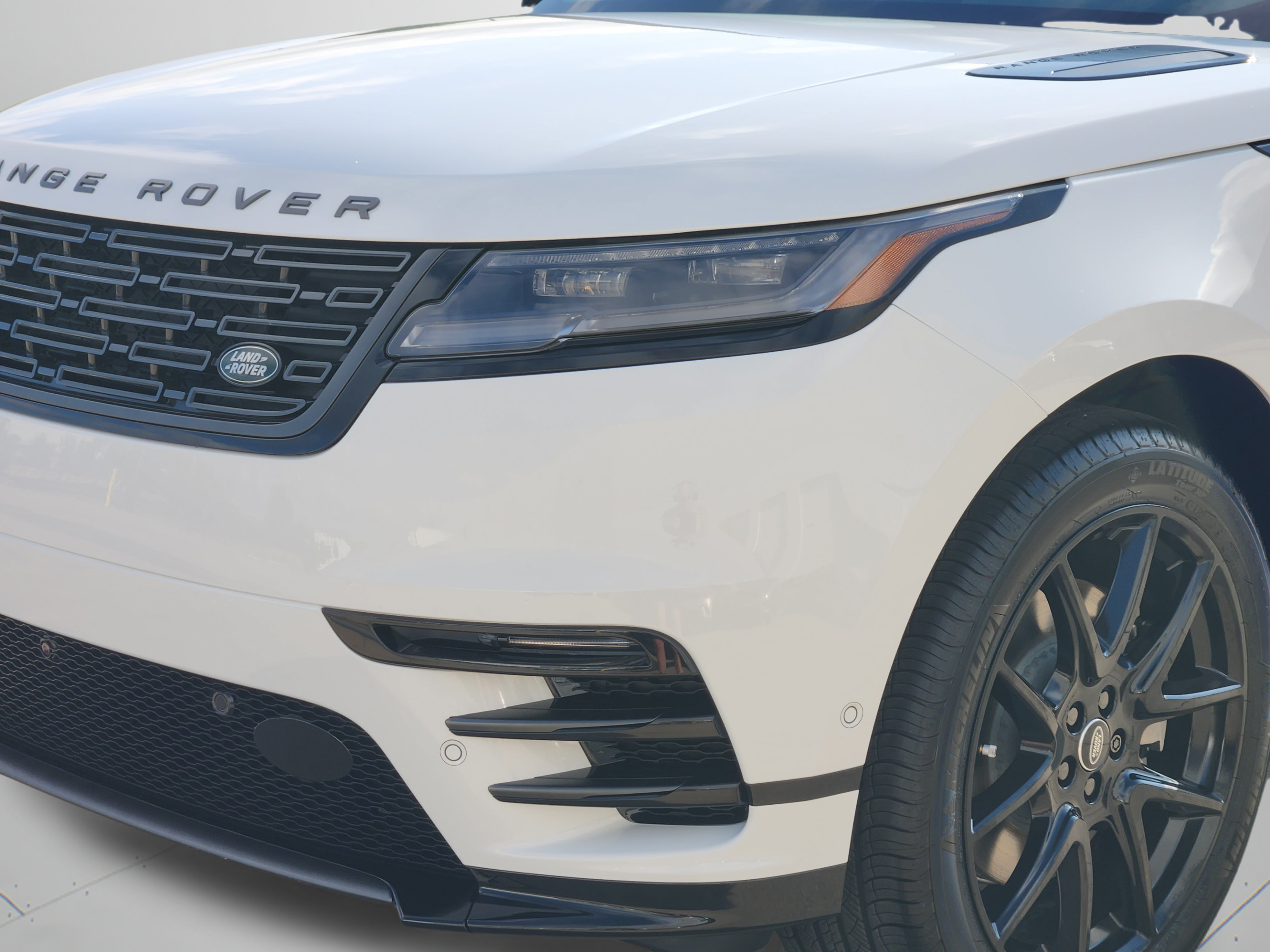 New 2026 Land Rover Range Rover Velar Belgravia AWD/4WD image 31