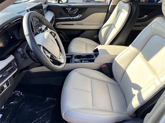 New 2026 Lincoln Corsair Premiere image 23