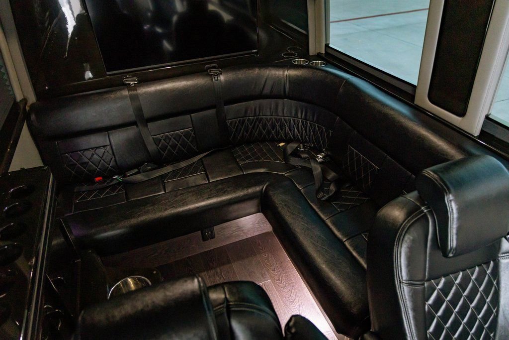Used 2015 Mercedes-Benz Sprinter 2500 image 28