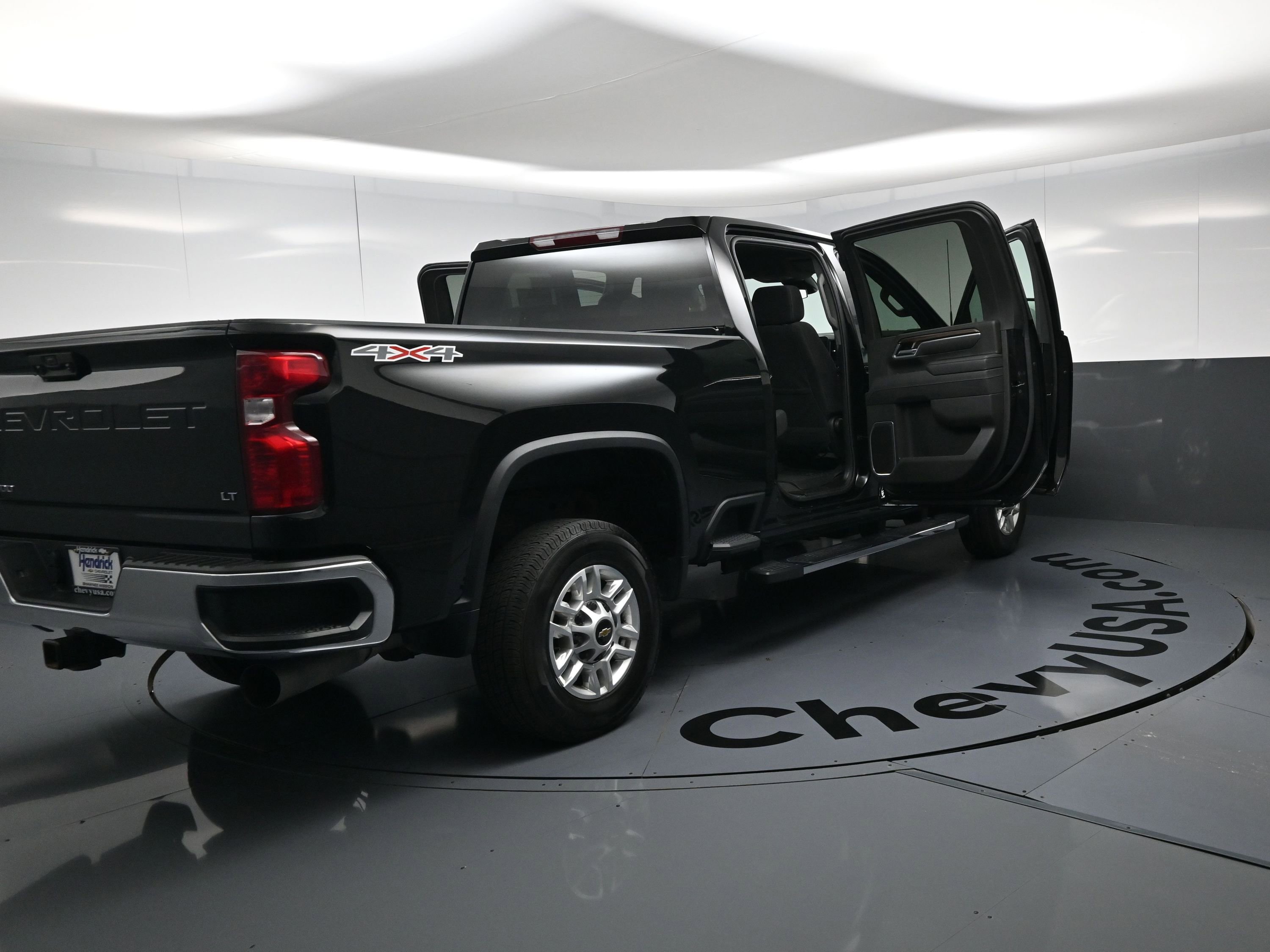 Used 2025 Chevrolet Silverado 2500 LT w/ Convenience Package AWD/4WD image 27