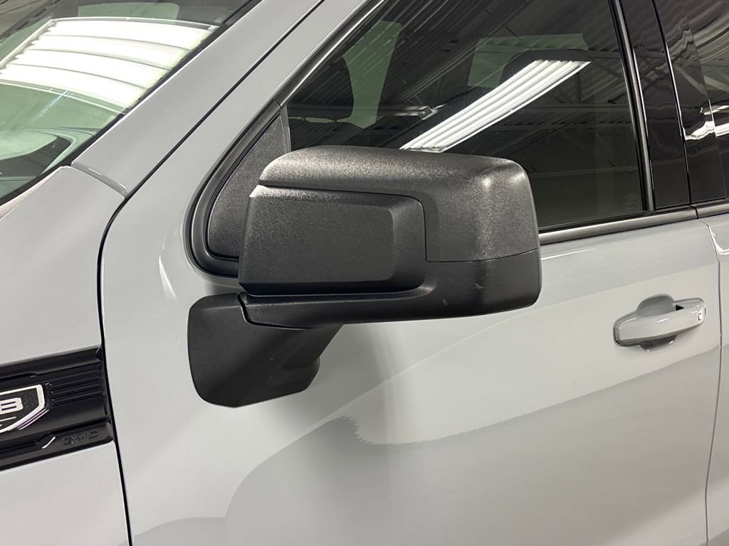 Used 2024 GMC Sierra 1500 Elevation image 12