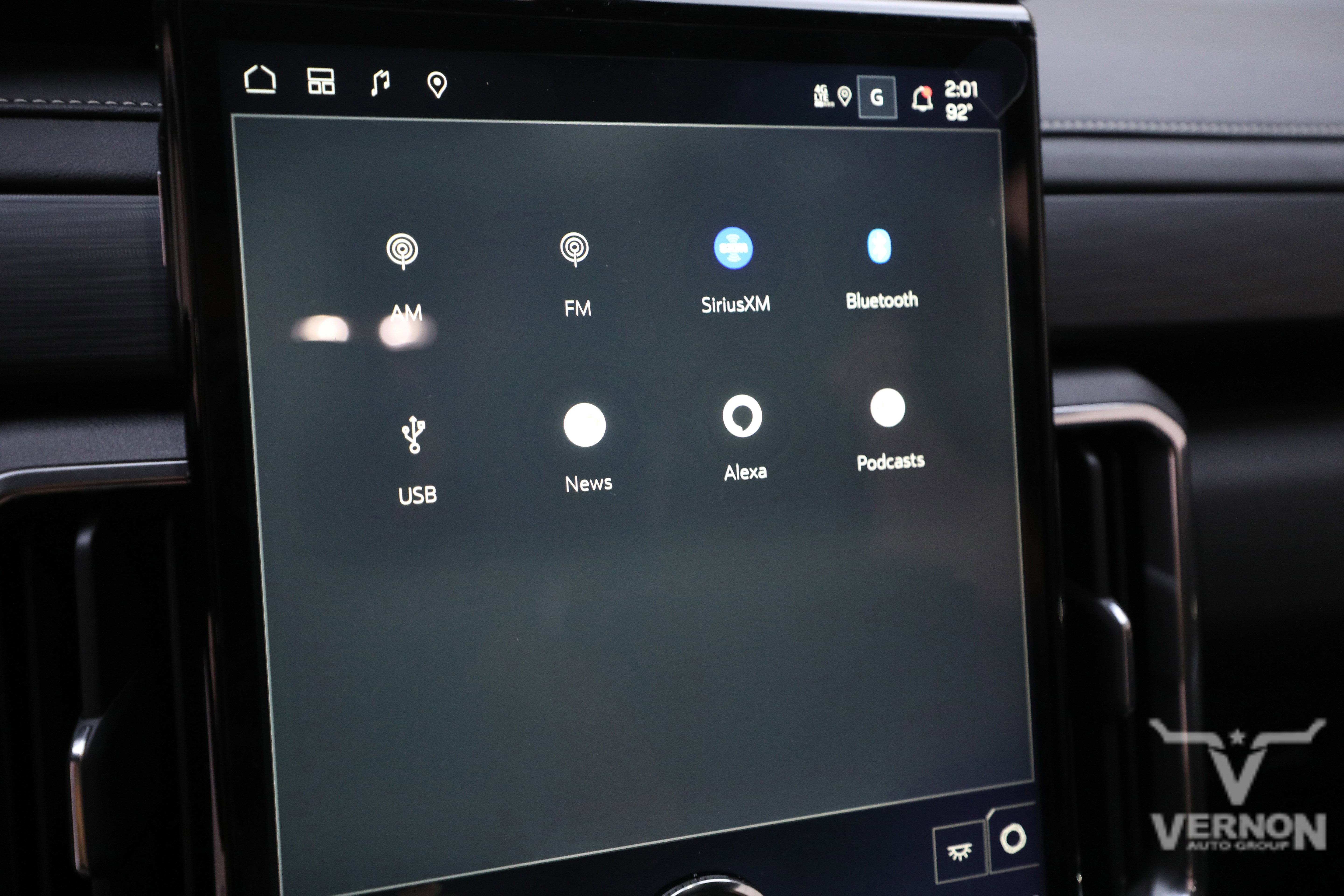 New 2025 GMC Acadia Elevation image 27