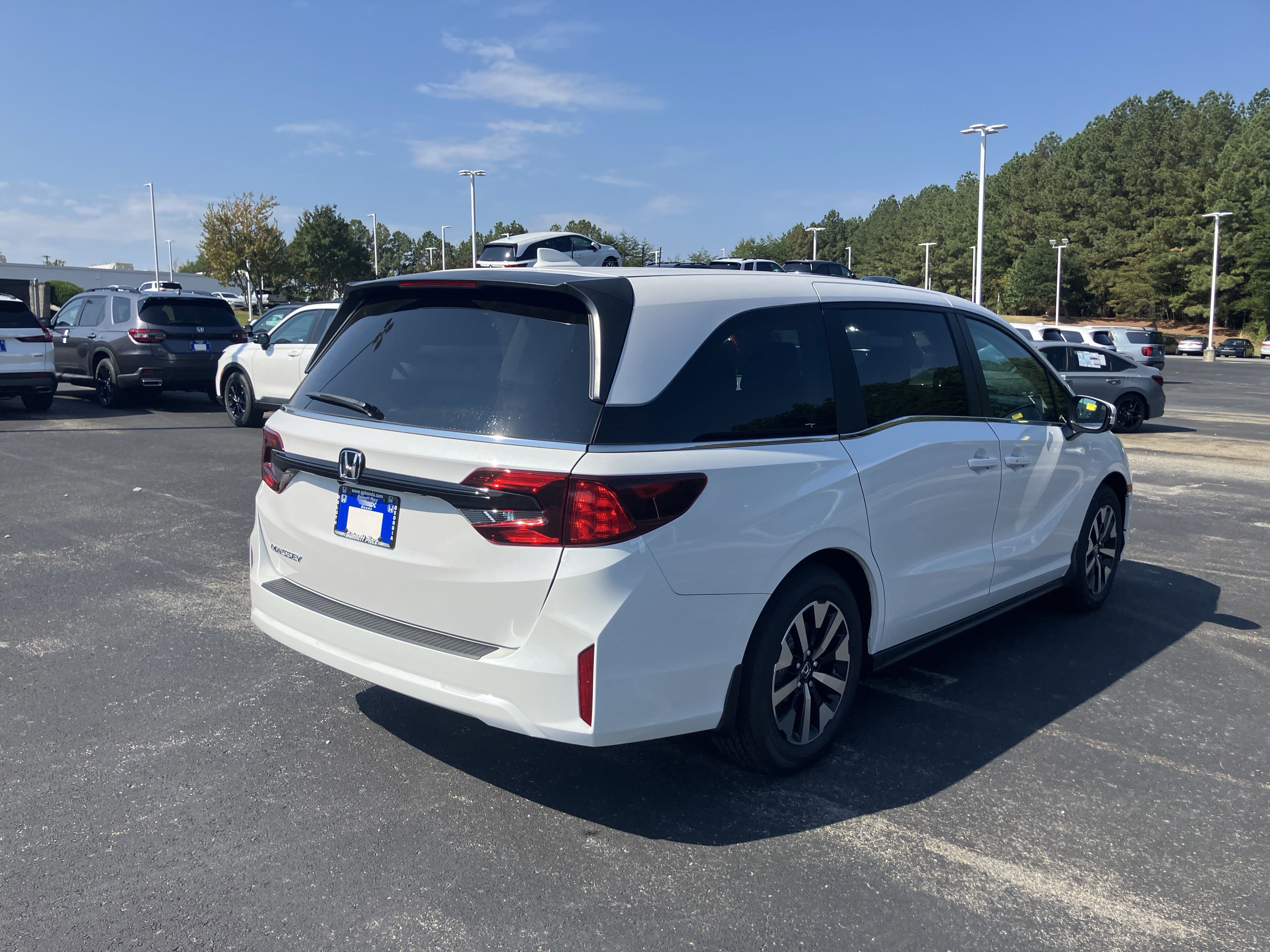 New 2026 Honda Odyssey EX-L image 9
