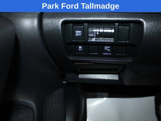Used 2019 Subaru Crosstrek 2.0i Limited w/ Moonroof Package w/Navigation AWD/4WD image 18