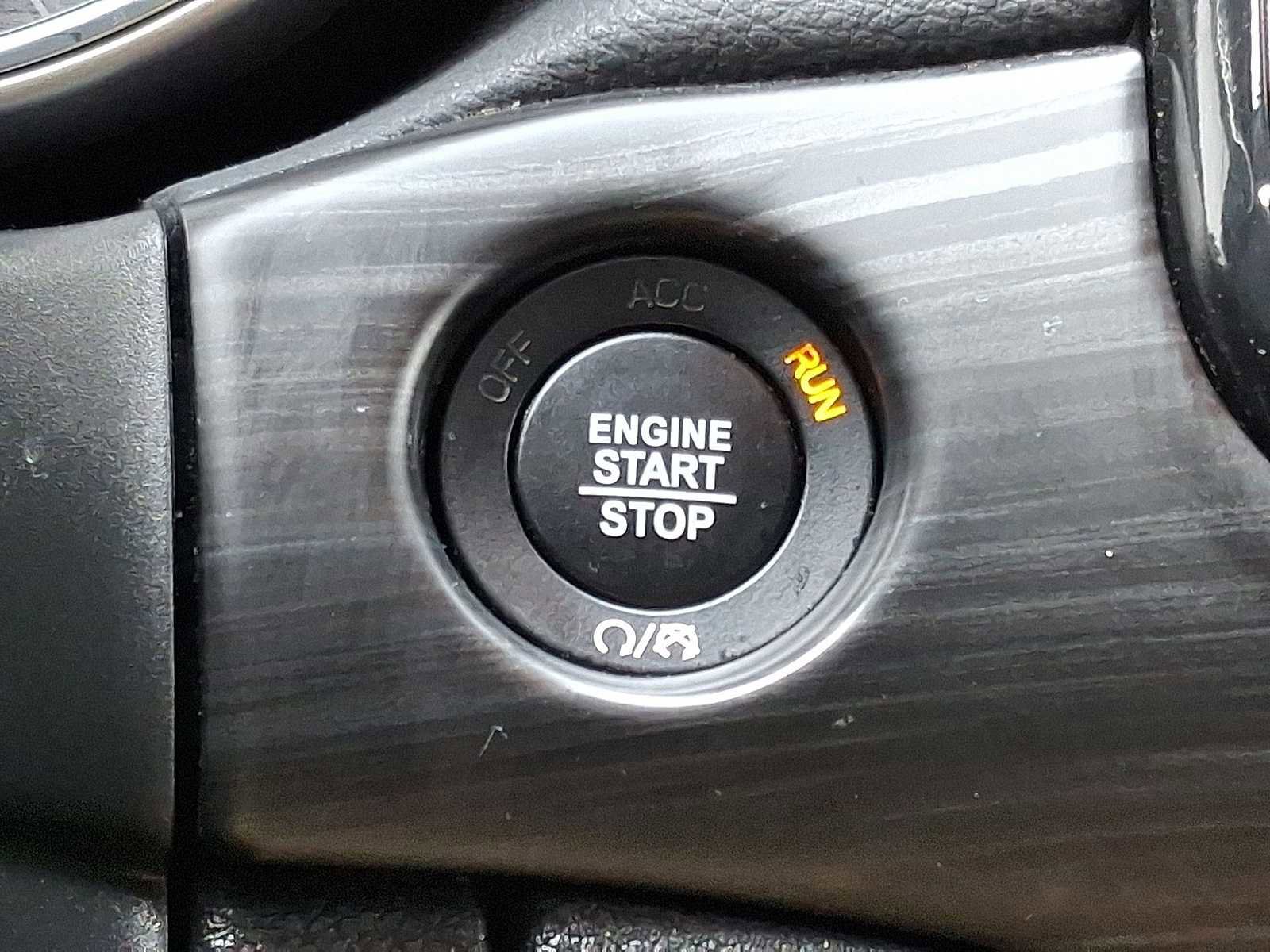 Used 2022 Jeep Grand Cherokee Laredo X image 23