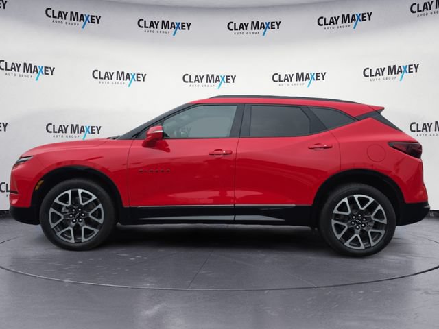 Used 2023 Chevrolet Blazer RS w/ Driver Confidence II Package FWD image 2