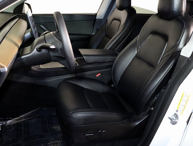 Used 2022 Tesla Model Y Performance image 4