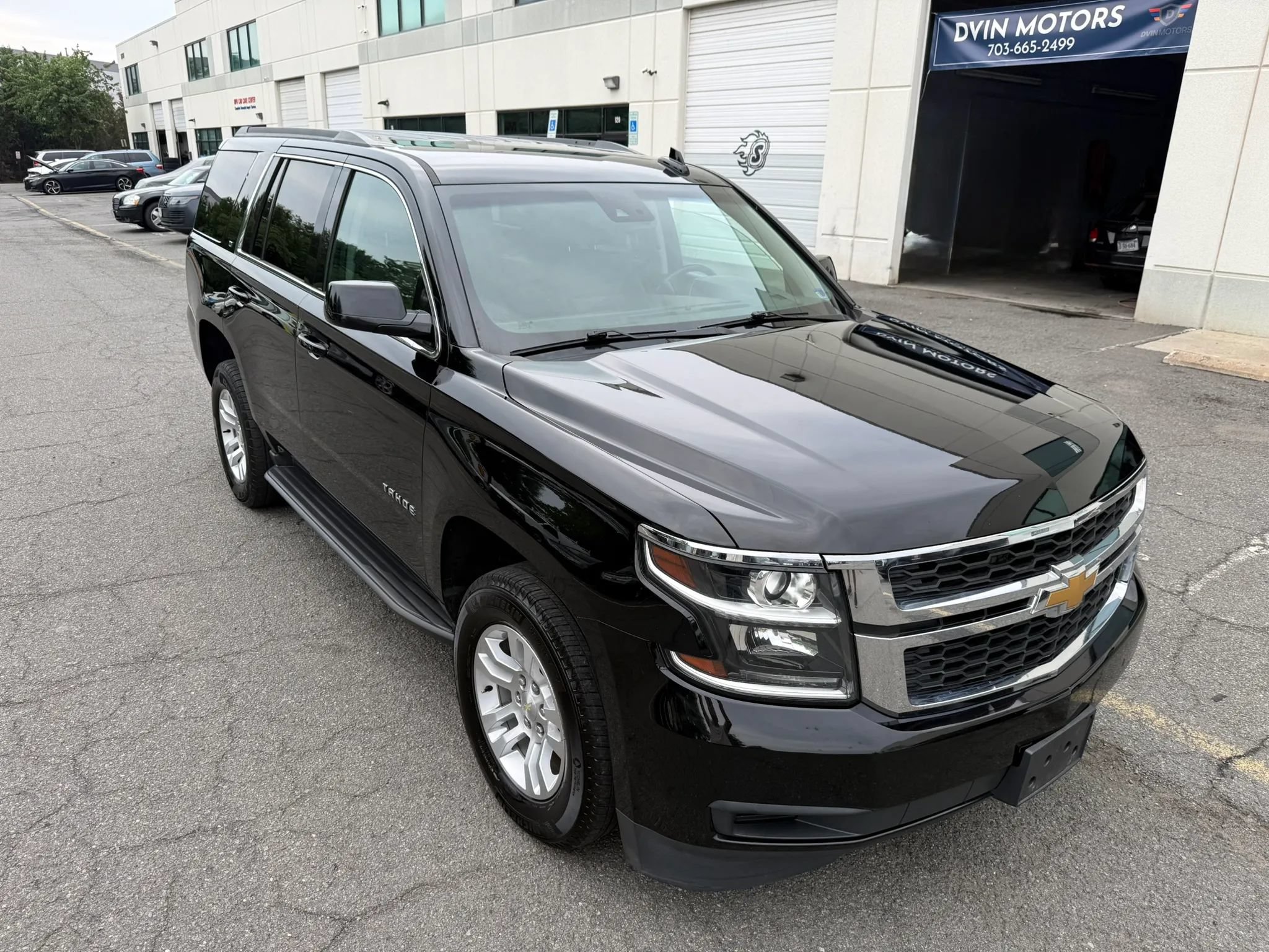 Used 2018 Chevrolet Tahoe LT AWD/4WD image 15