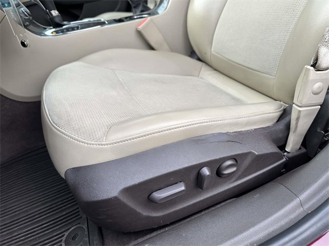 Used 2015 Chevrolet Malibu LT w/ Power Convenience Package image 17