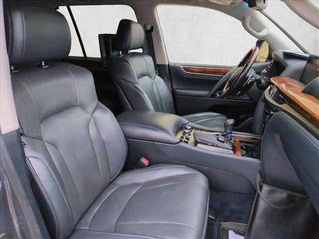 Used 2018 Lexus LX 570 4WD w/ Luxury Package image 24