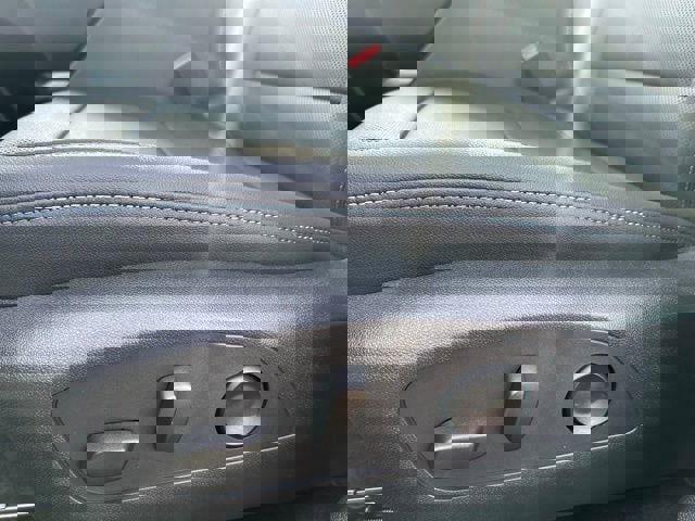 New 2026 Chevrolet Equinox EV LT w/ Convenience Package II image 19