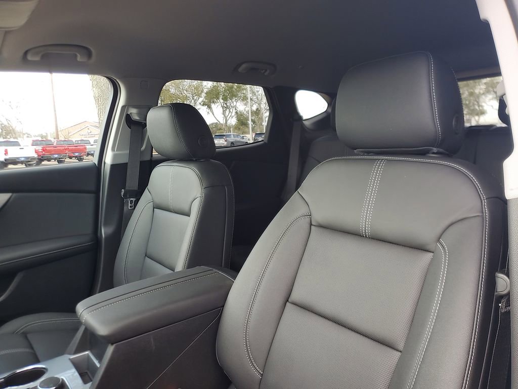 New 2026 Chevrolet Blazer LT w/ Sound & Technology Package image 14