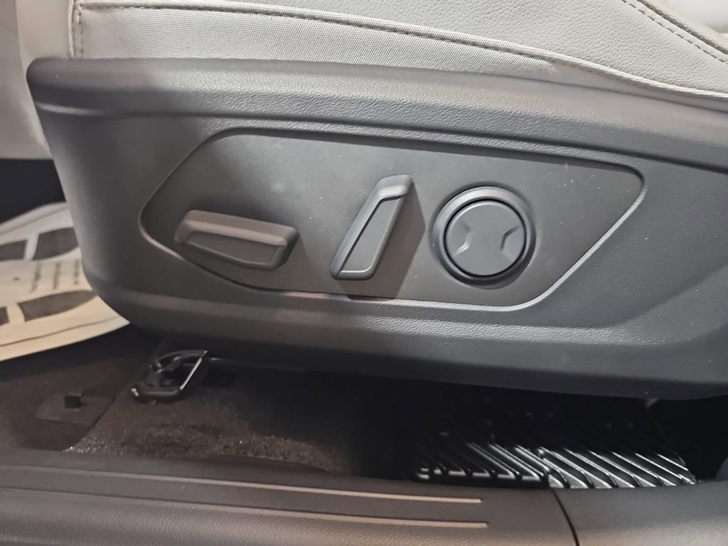 New 2026 Hyundai Tucson Limited image 30