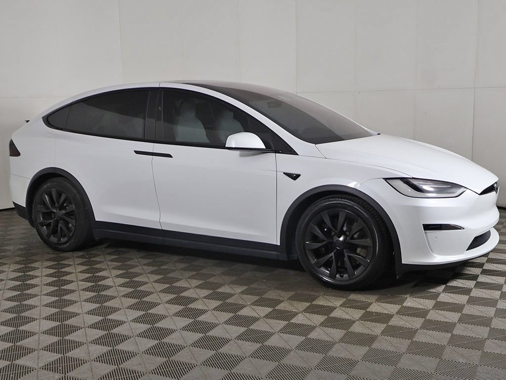 Used 2022 Tesla Model X AWD/4WD image 16