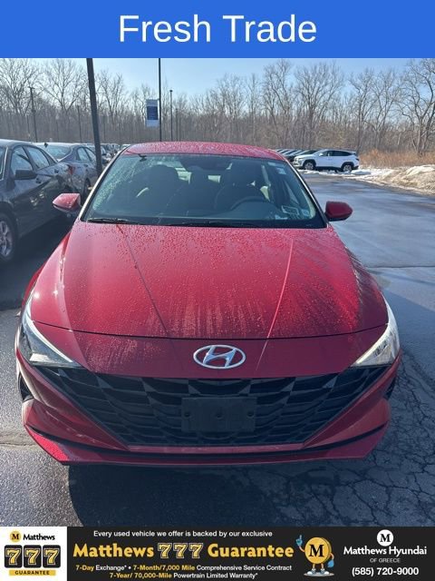 Used 2023 Hyundai Elantra SEL image 3