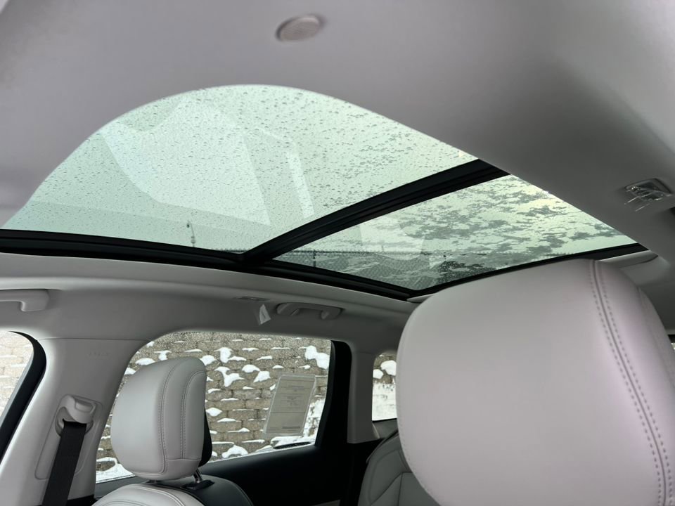 New 2026 Lincoln Nautilus Premier w/ Equipment Group 102A AWD/4WD image 6