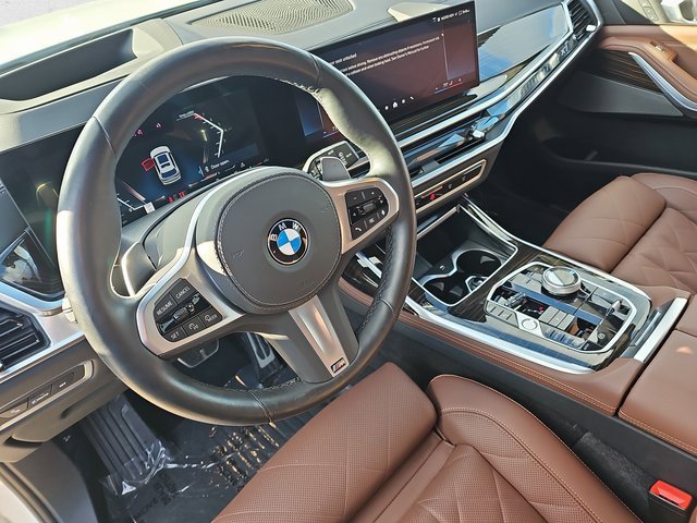 Used 2025 BMW X7 xDrive40i w/ M Sport Package image 18