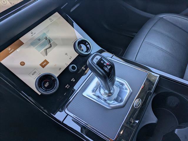Certified 2022 Land Rover Range Rover Evoque R-Dynamic S AWD/4WD image 12