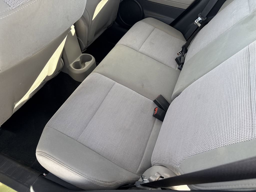 Used 2010 Dodge Caliber SXT image 14