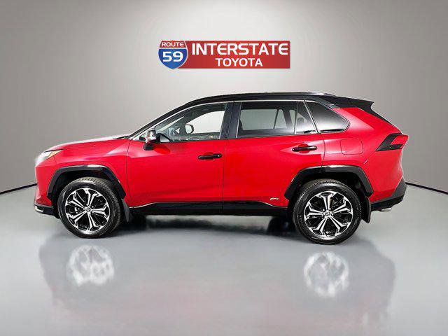 Certified 2025 Toyota RAV4 XSE w/ Weather Package AWD/4WD image 4