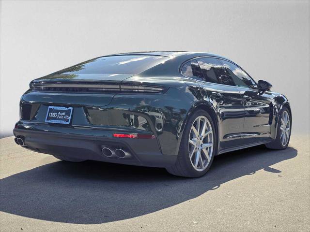 Used 2026 Porsche Panamera RWD image 3