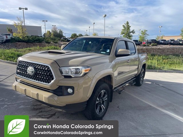 Used 2019 Toyota Tacoma TRD Sport w/ Technology Package AWD/4WD image 4