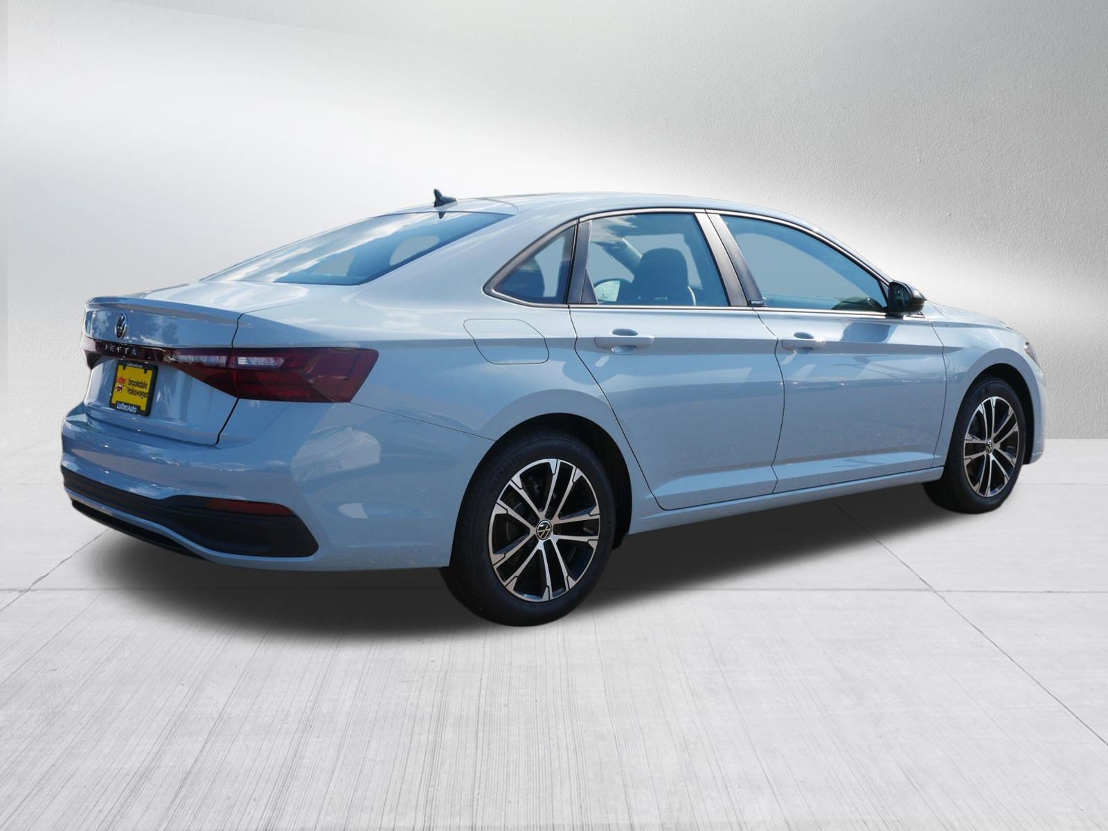 New 2025 Volkswagen Jetta Sport image 3