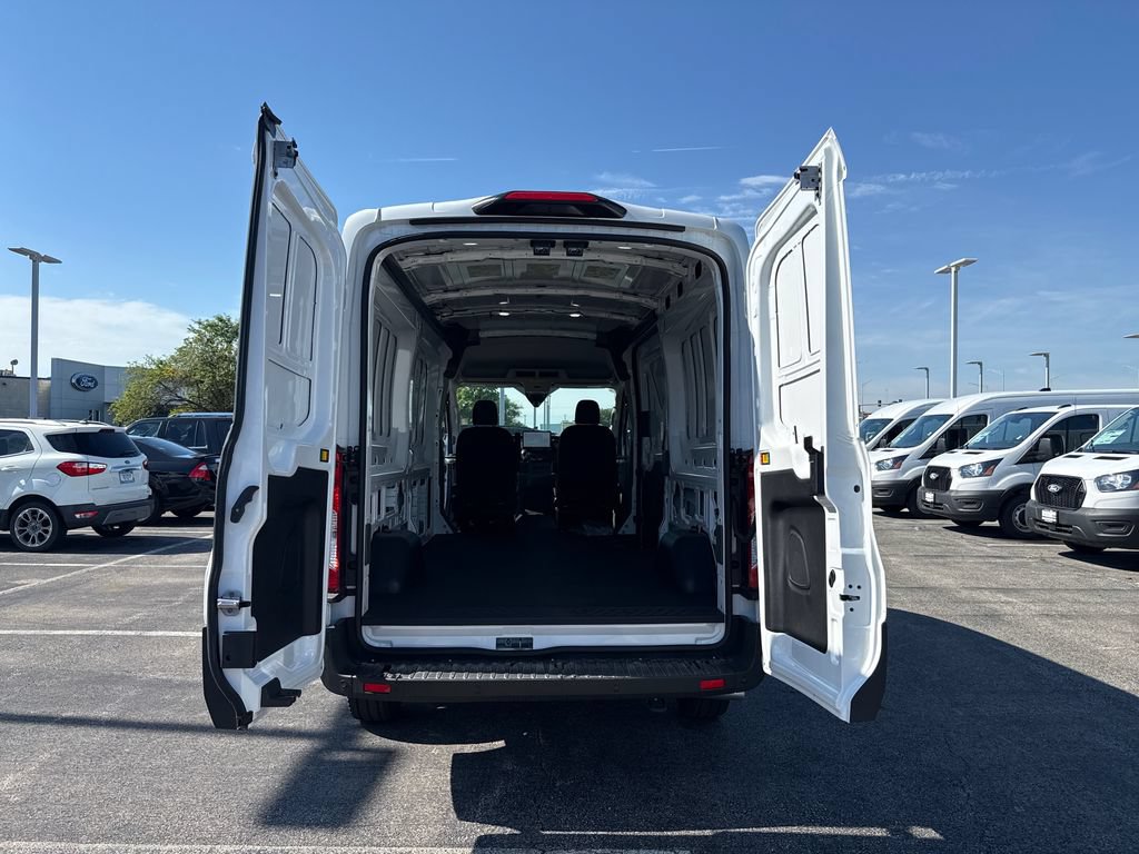 New 2026 Ford Transit 250 148 Medium Roof RWD image 20