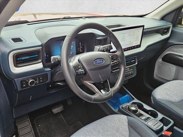 Used 2025 Ford Maverick XLT w/ XLT Luxury Package image 10