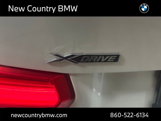 Used 2017 BMW 330i xDrive Sedan AWD/4WD image 10