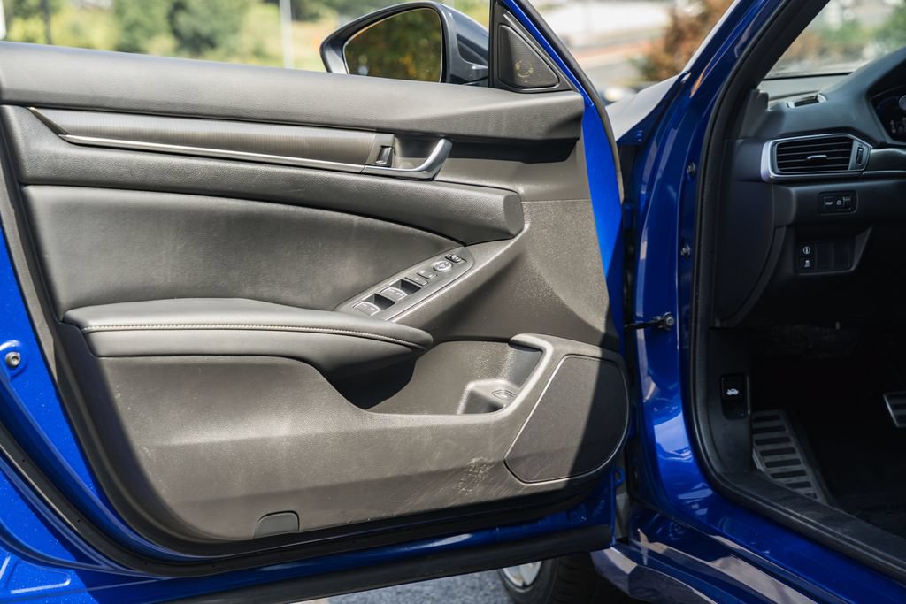 Used 2022 Honda Accord Sport image 34