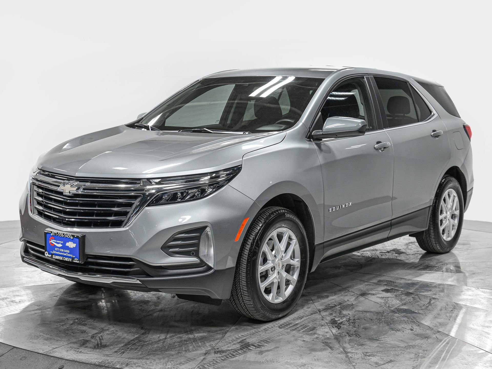 Used 2023 Chevrolet Equinox LT image 1