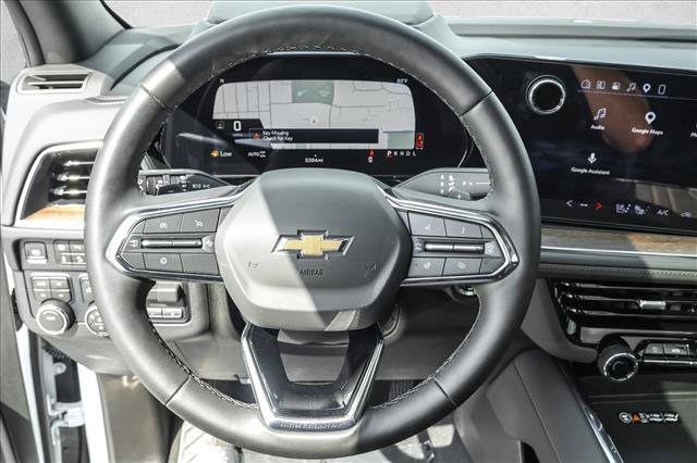 Used 2026 Chevrolet Tahoe High Country w/ Sun And Tow Package AWD/4WD image 16
