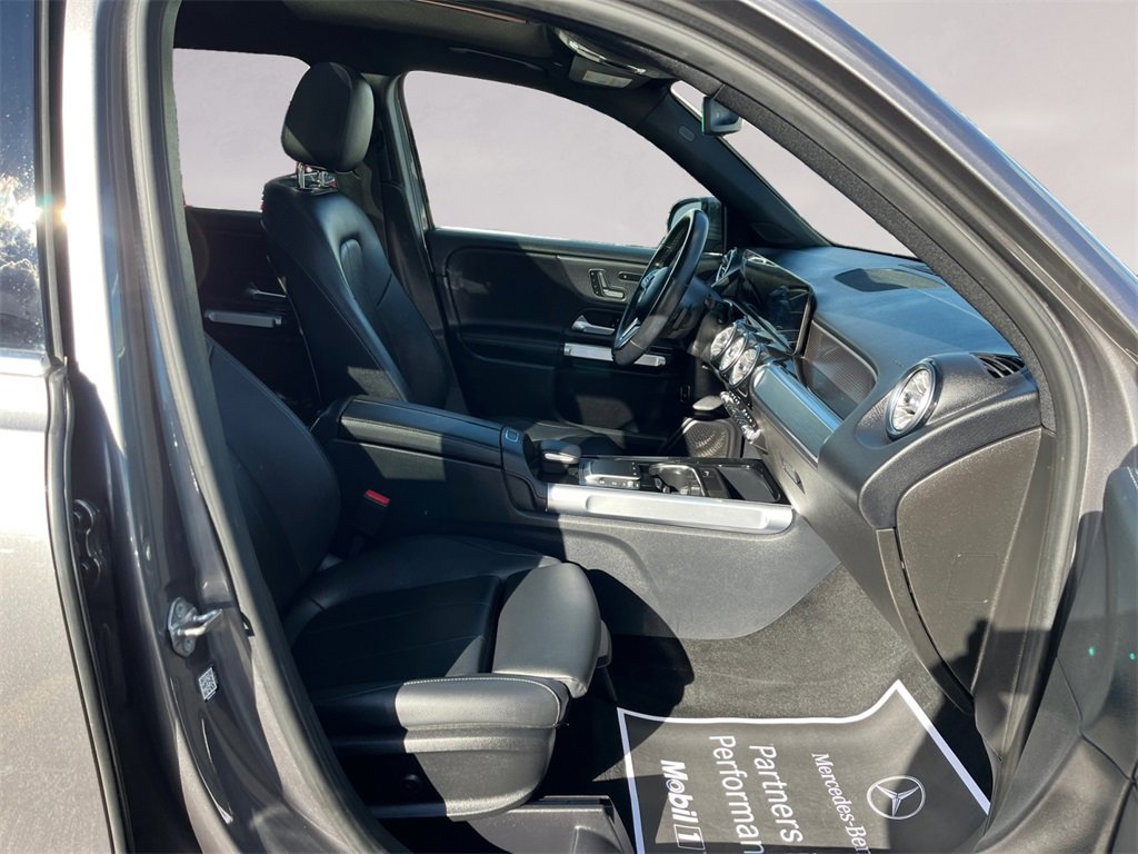 Certified 2021 Mercedes-Benz GLB 250 4MATIC image 15