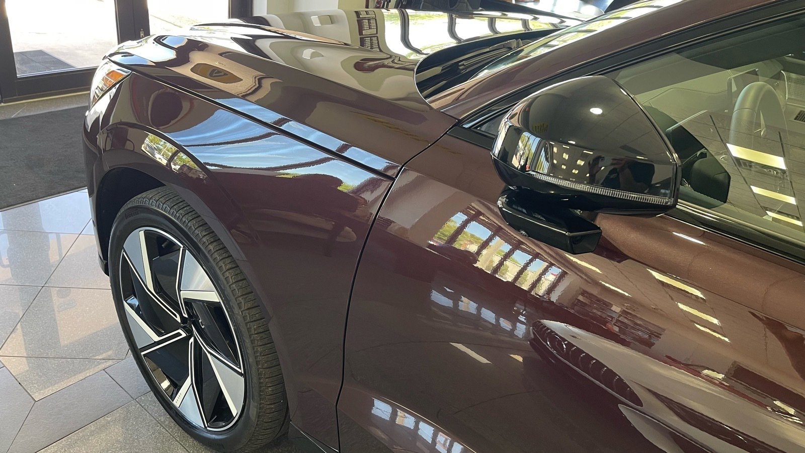 Used 2025 Volvo EX90 Ultra image 12